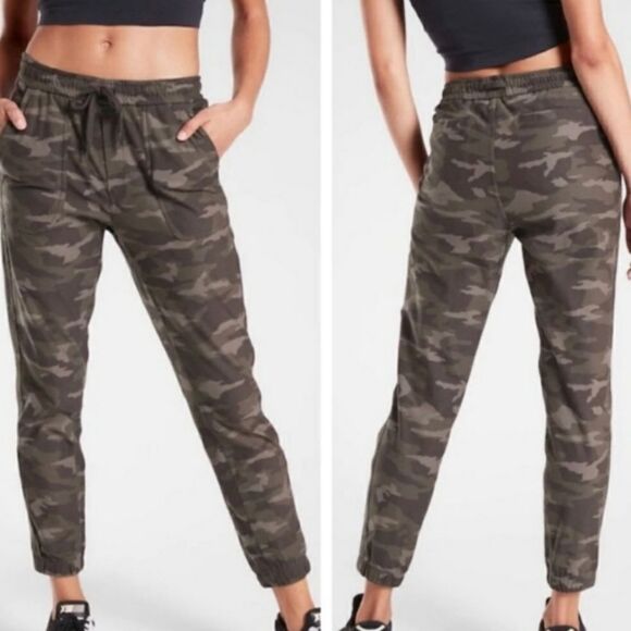 Athleta Farallon Camo Joggers Sz 0P - Picture 1 of 10